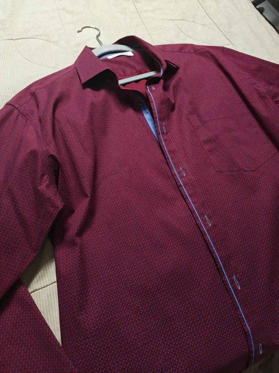 Рубашки мужские новые