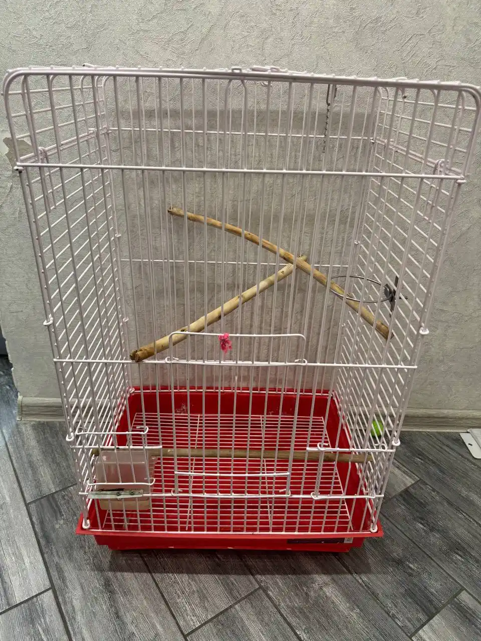 Продам клетку для попугаев