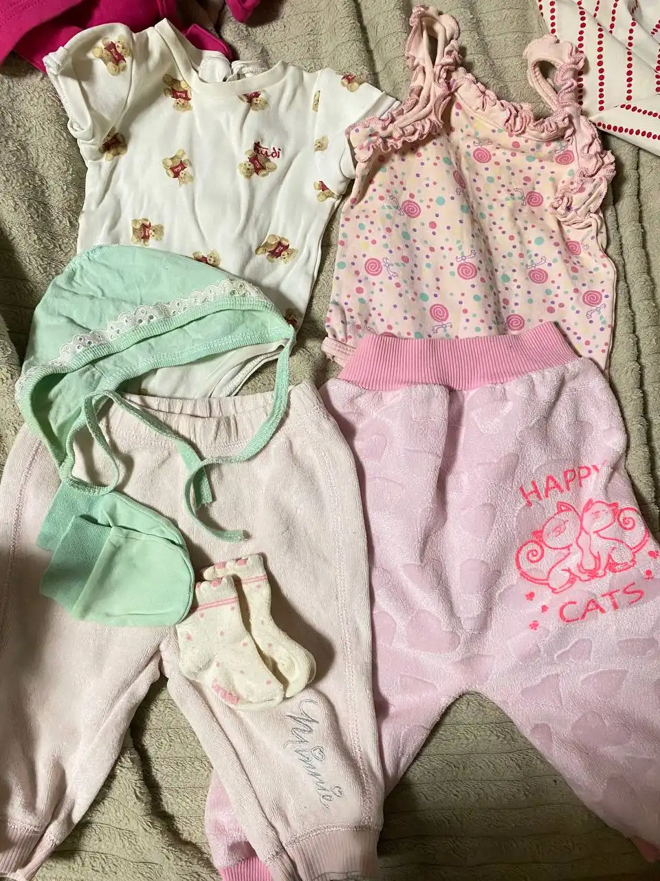 За шоколадку отдам