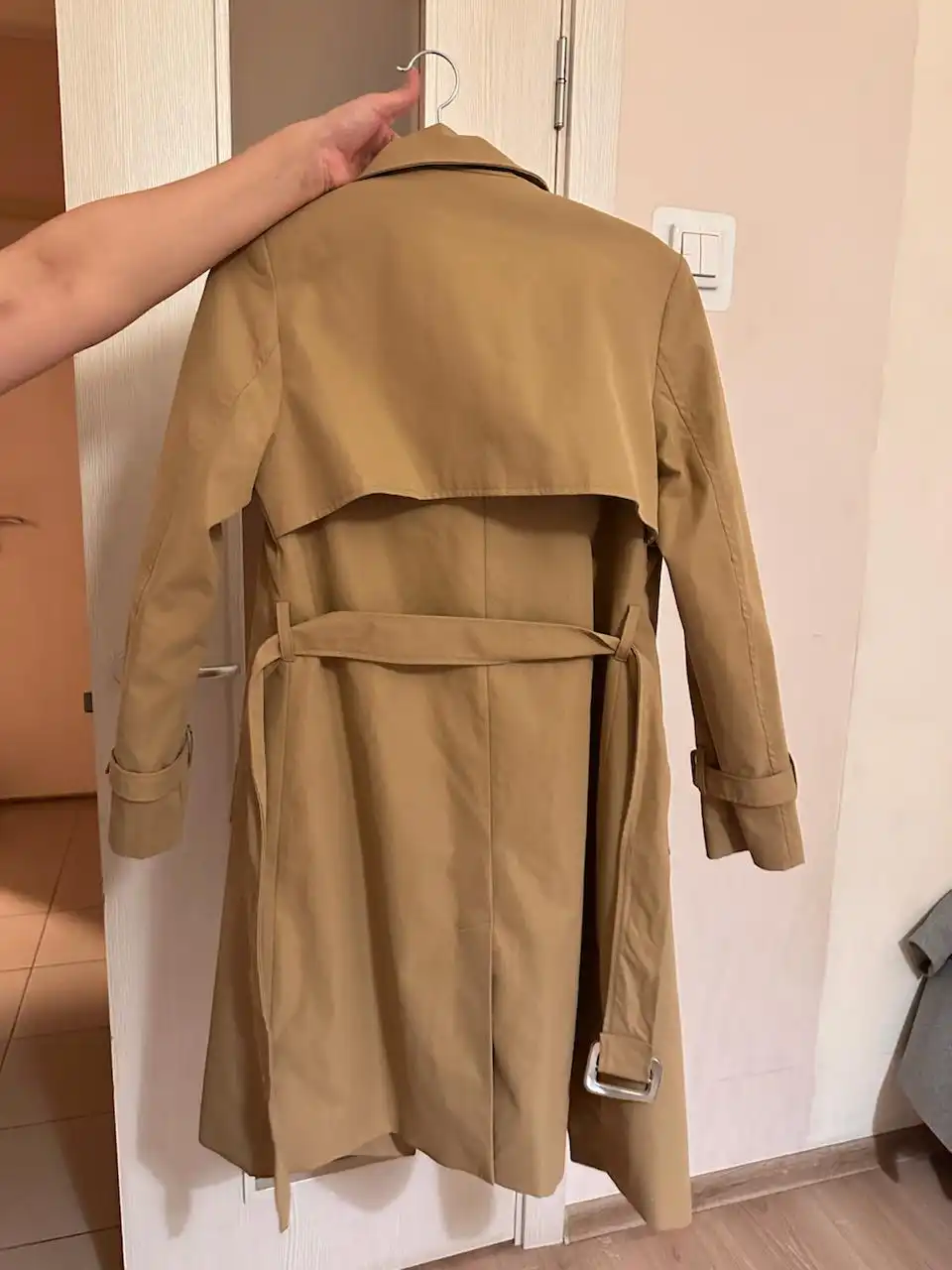 Тренч плотный материал