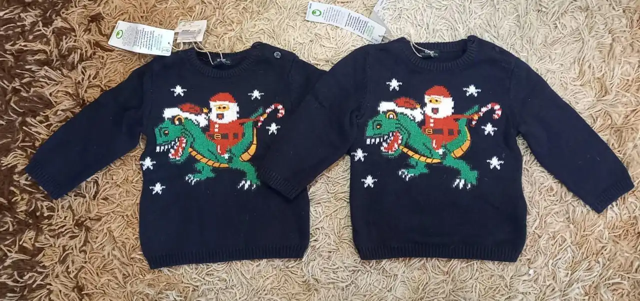 Новые новогодние вязаные кофточки на годовасиков