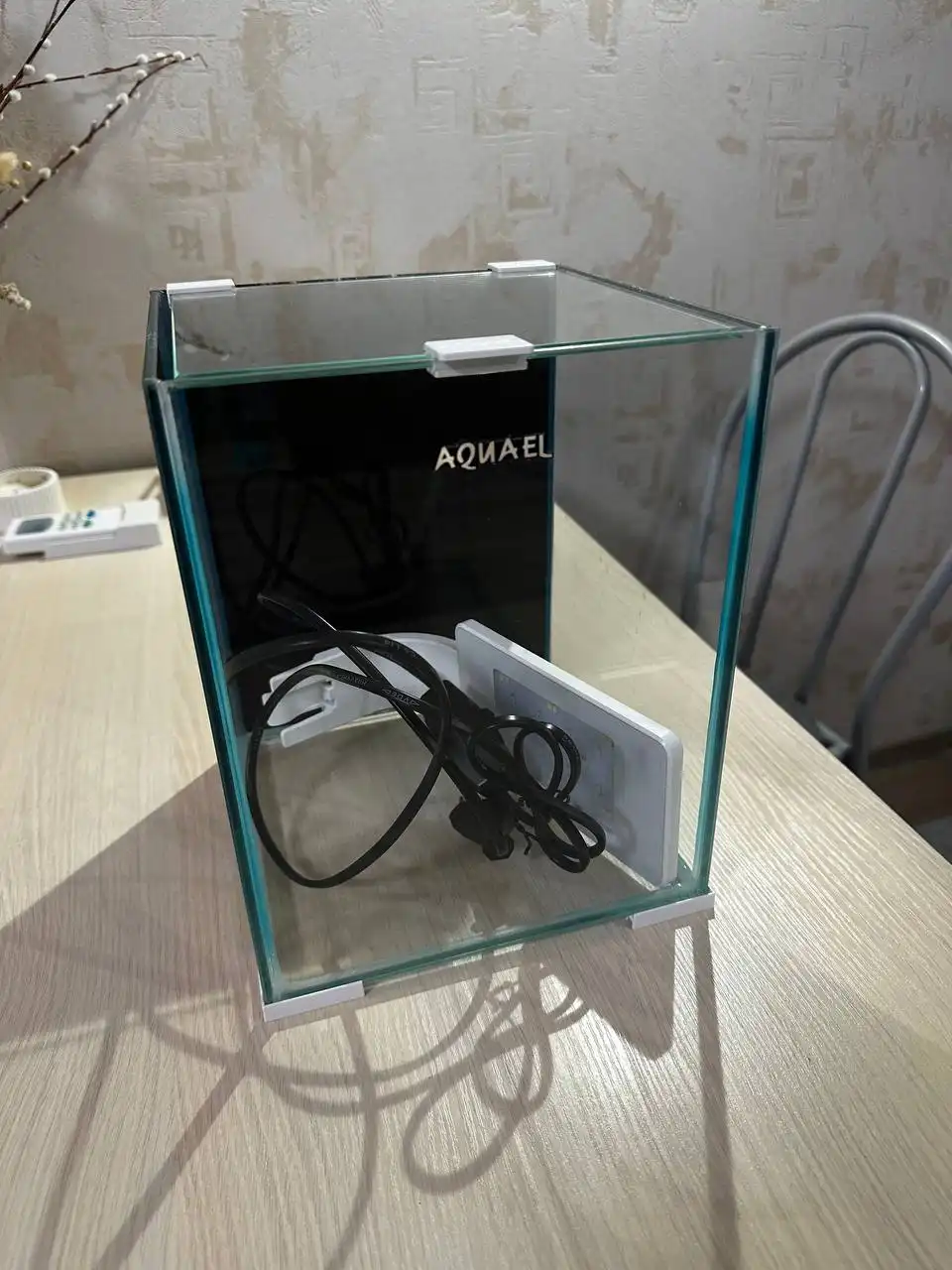 Продам аквариум Aquael 10 л