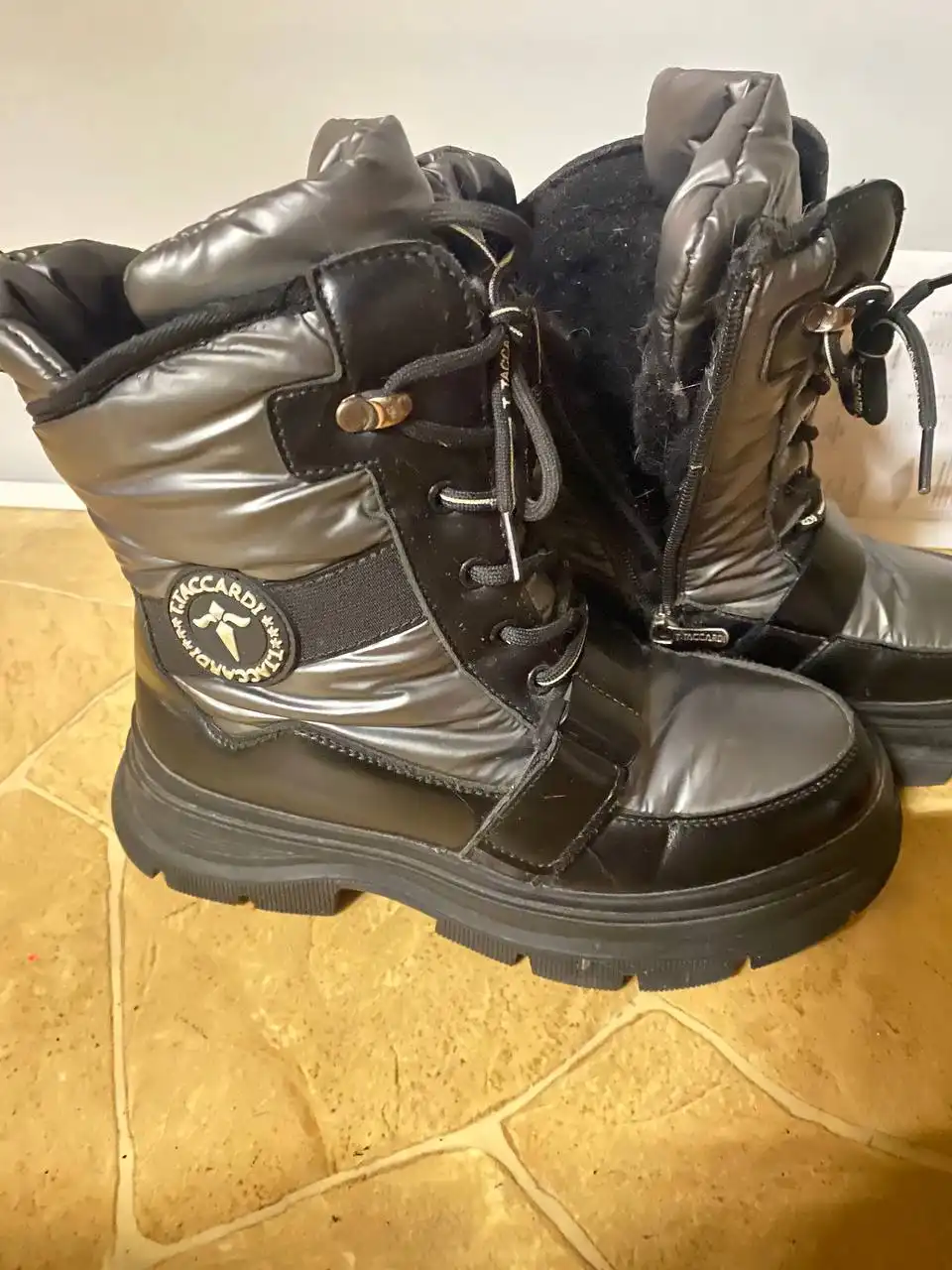 Зимние дутики 35 размер из натуральной кожи и меха