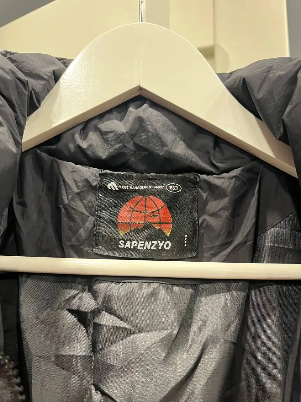 Продажа зимней куртки