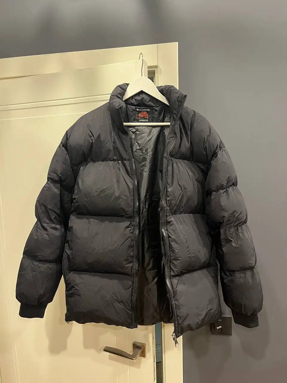 Продажа зимней куртки