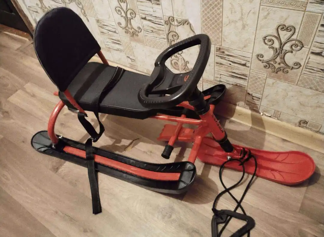 Продажа нового снегоката со спинкой