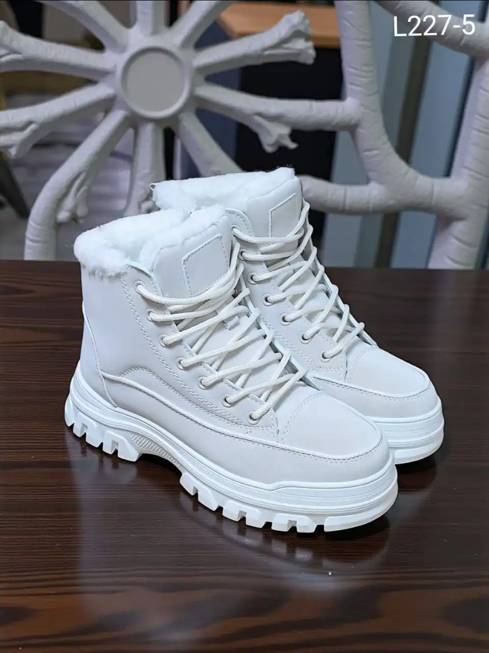 Зимняя обувь мужская и женская