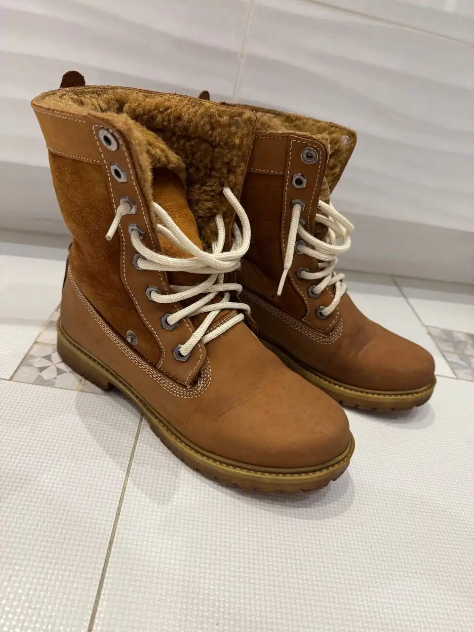 Зимние ботинки на меху женские 36 размер