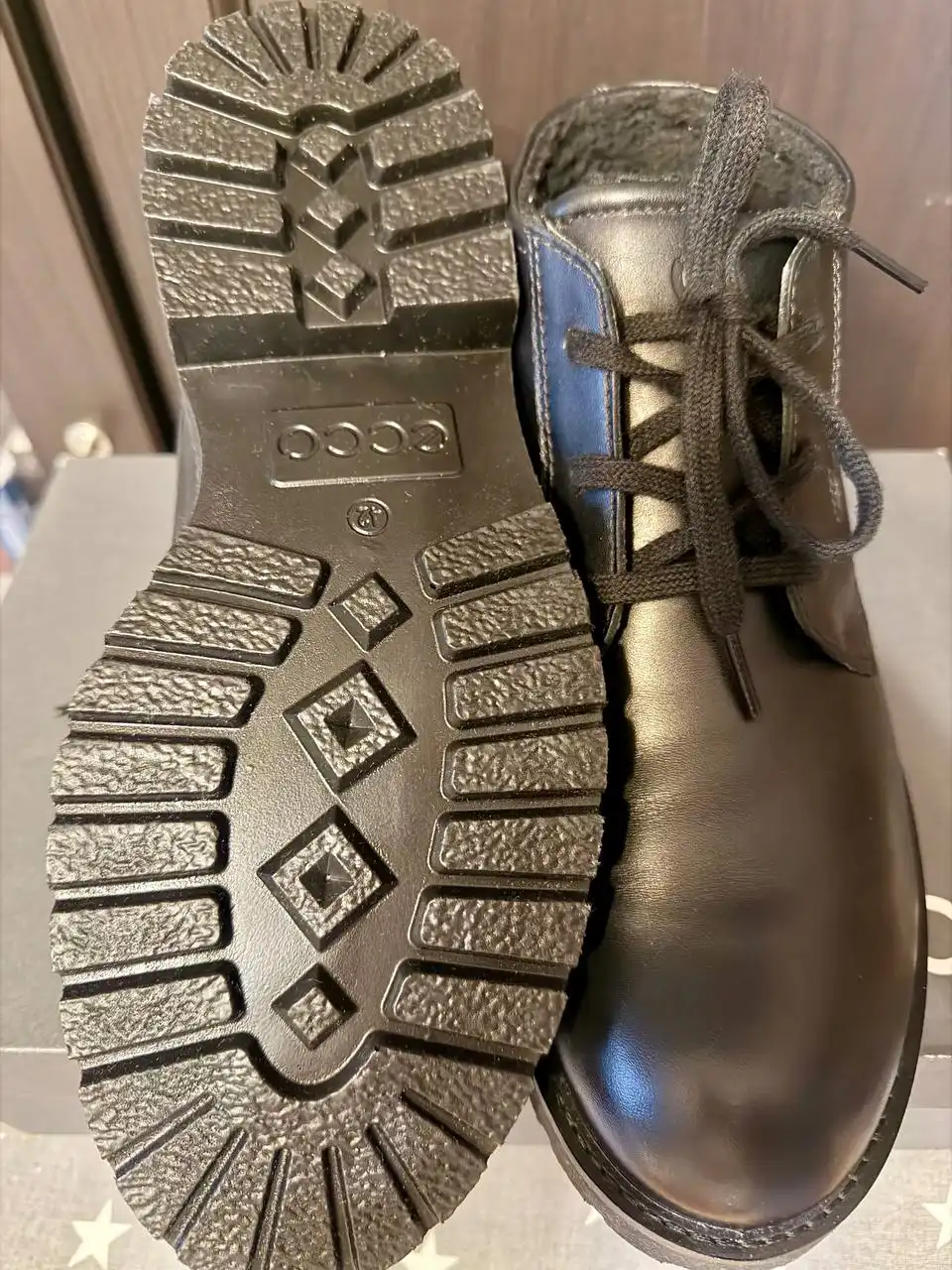 Мужские ботинки ECCO JAMESTOWN 42 размер новые