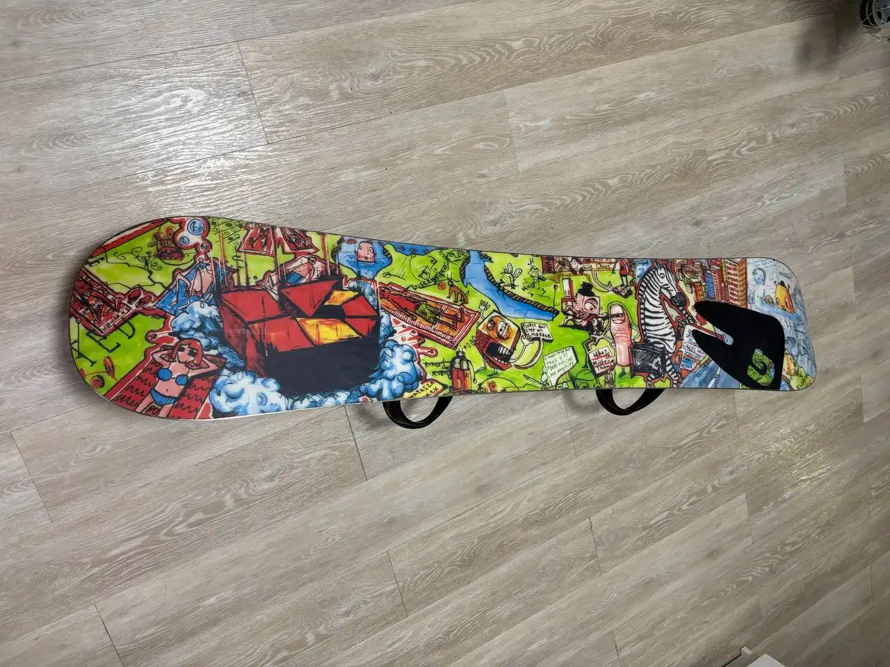 Сноуборд Burton с креплениями и ботинками