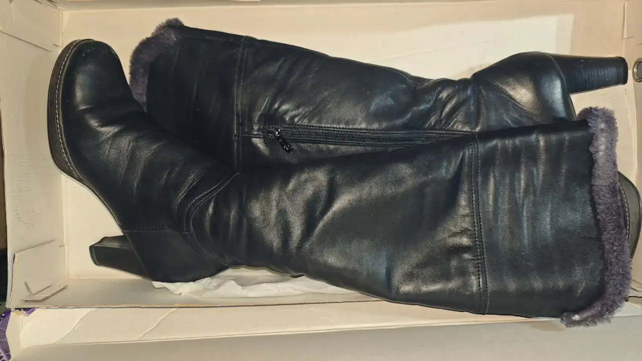 Женские сапоги 39 размера в хорошем состоянии