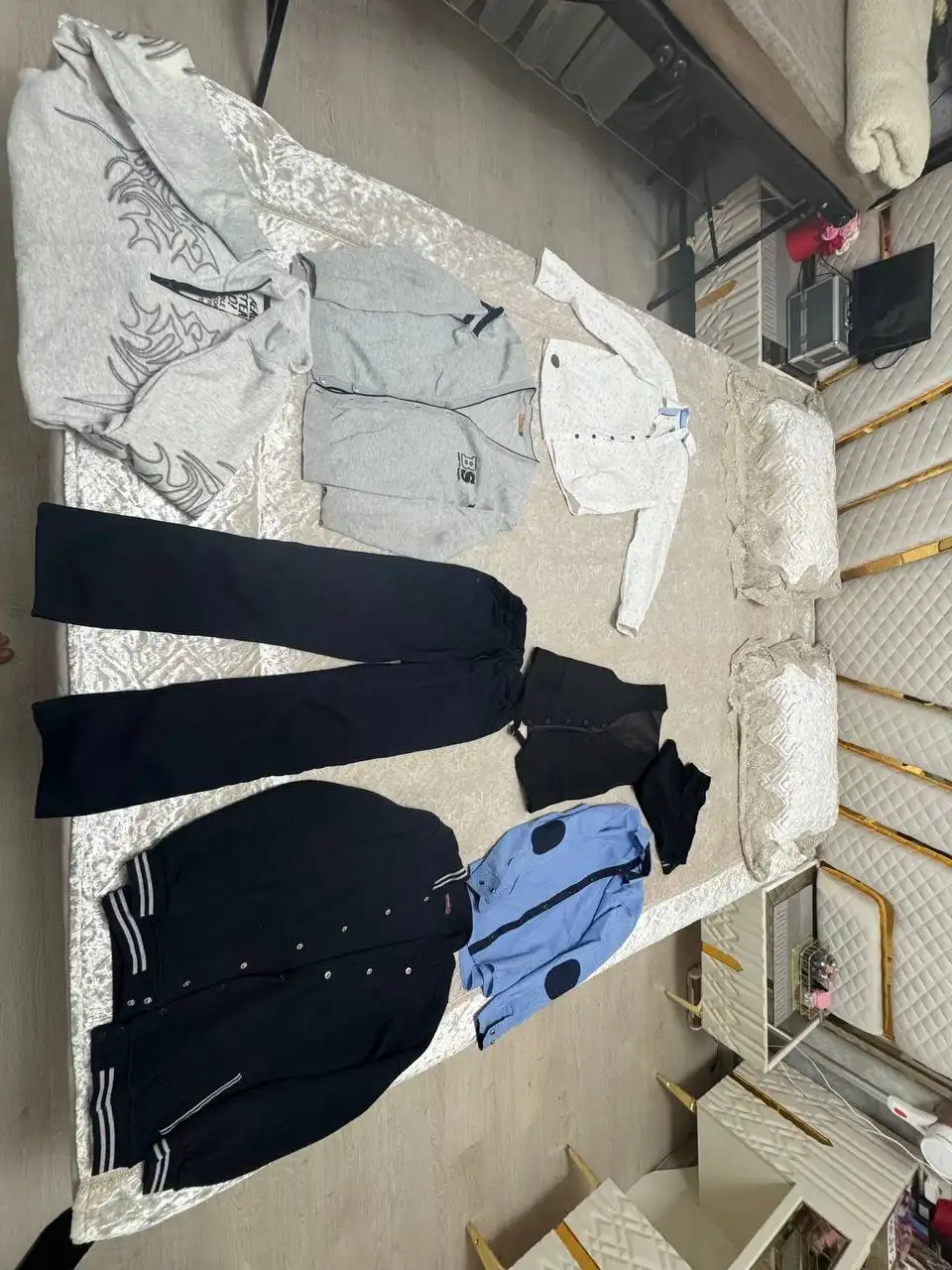 Отдам товар за бананы