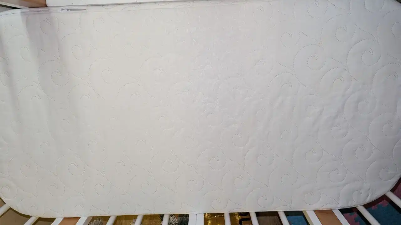 Кроватка-трансформер с новыми матрасами