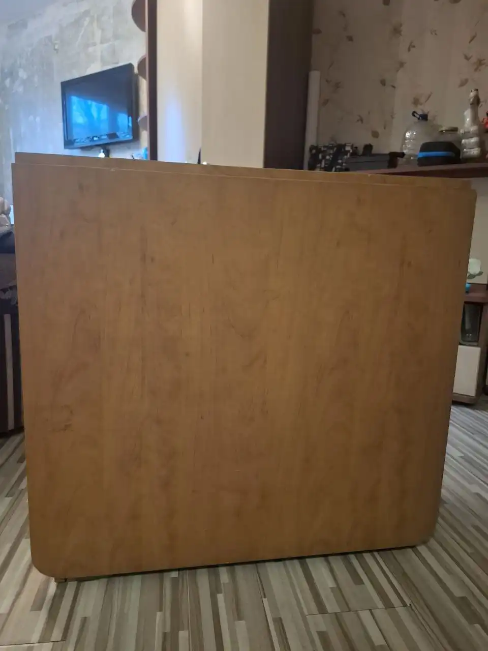 Стол-книжка в удовлетворительном состоянии