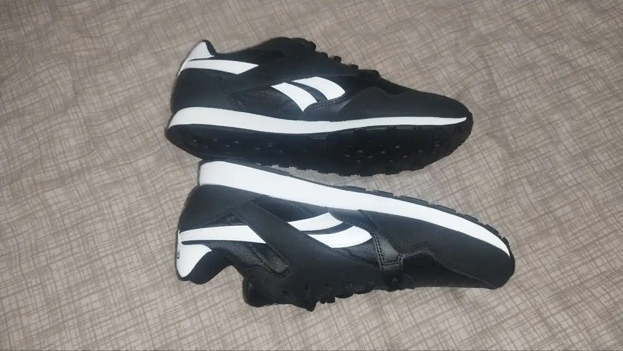 Кроссовки Reebok новые