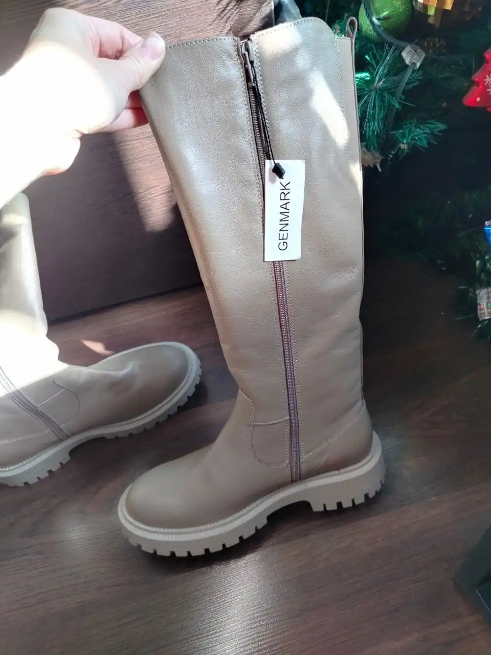 Новые зимние сапоги 39 размера