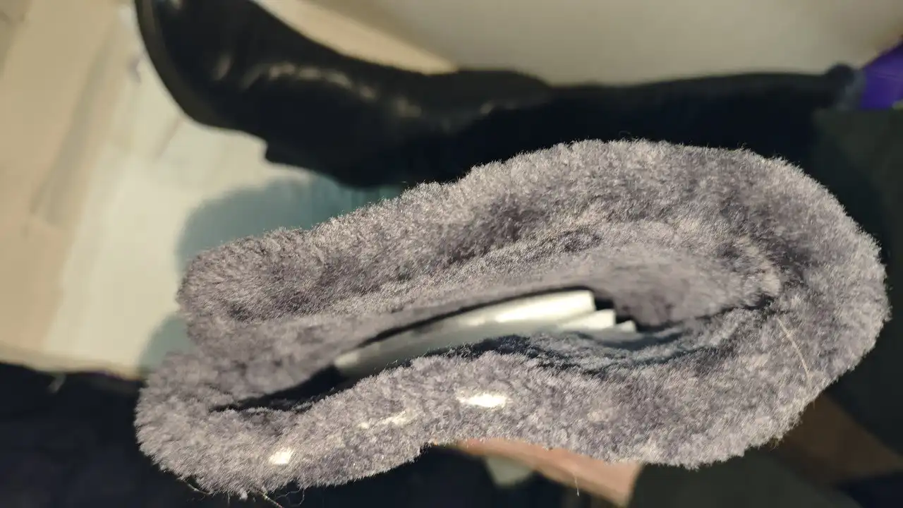 Женские сапоги кожаные с натуральным мехом 39 размер