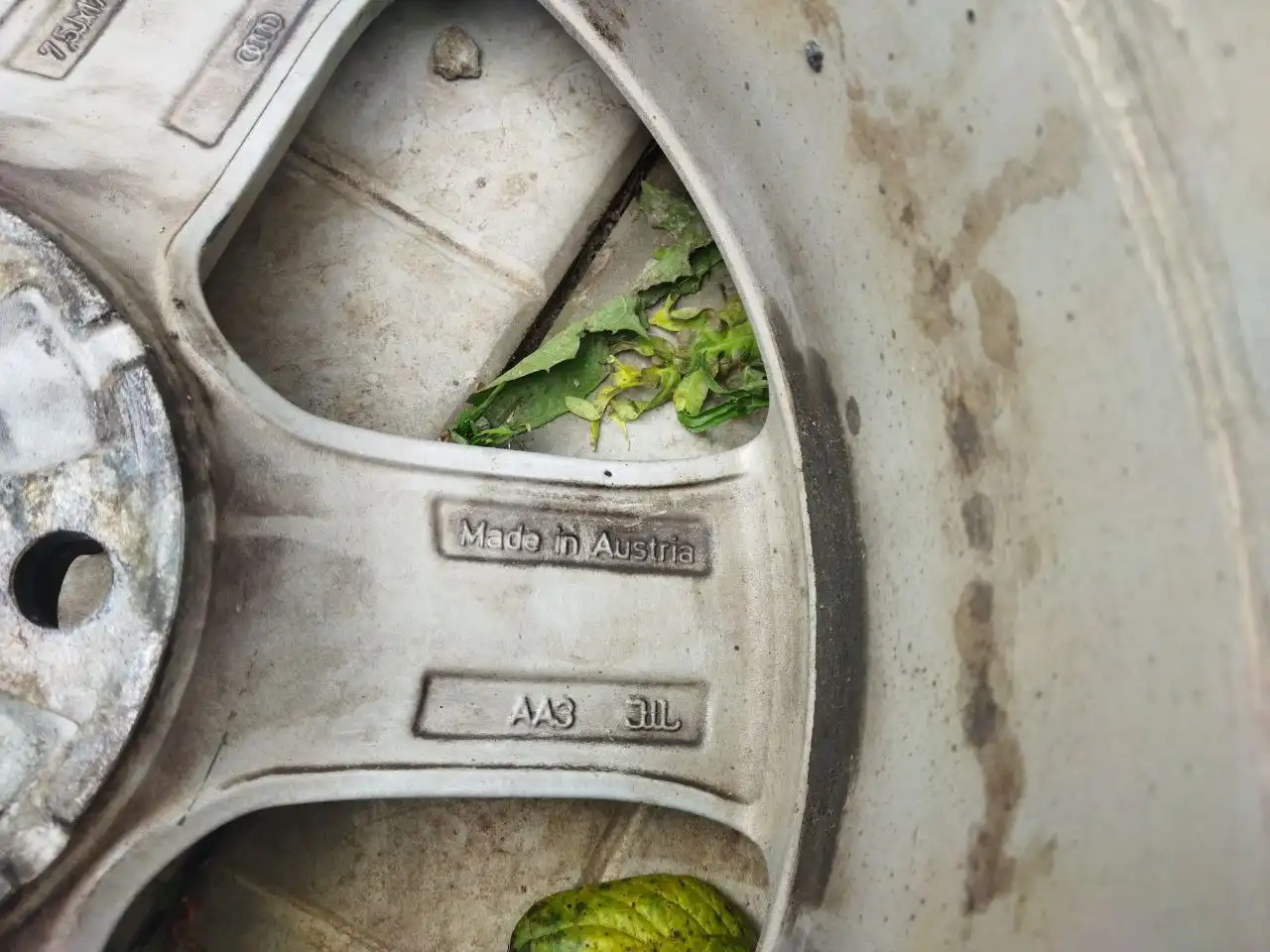 Зимние колеса VAG 225/50 R17