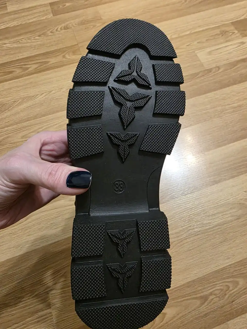 Зимние сапоги для девочки 33 размер