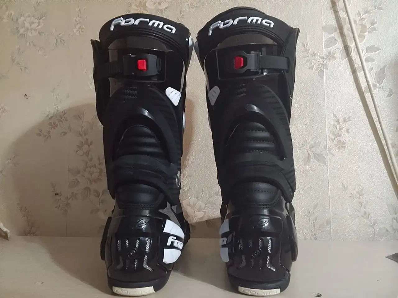 Продажа шарнирных мотоботов Forma ICE PRO Flow - Барахолка в Химки