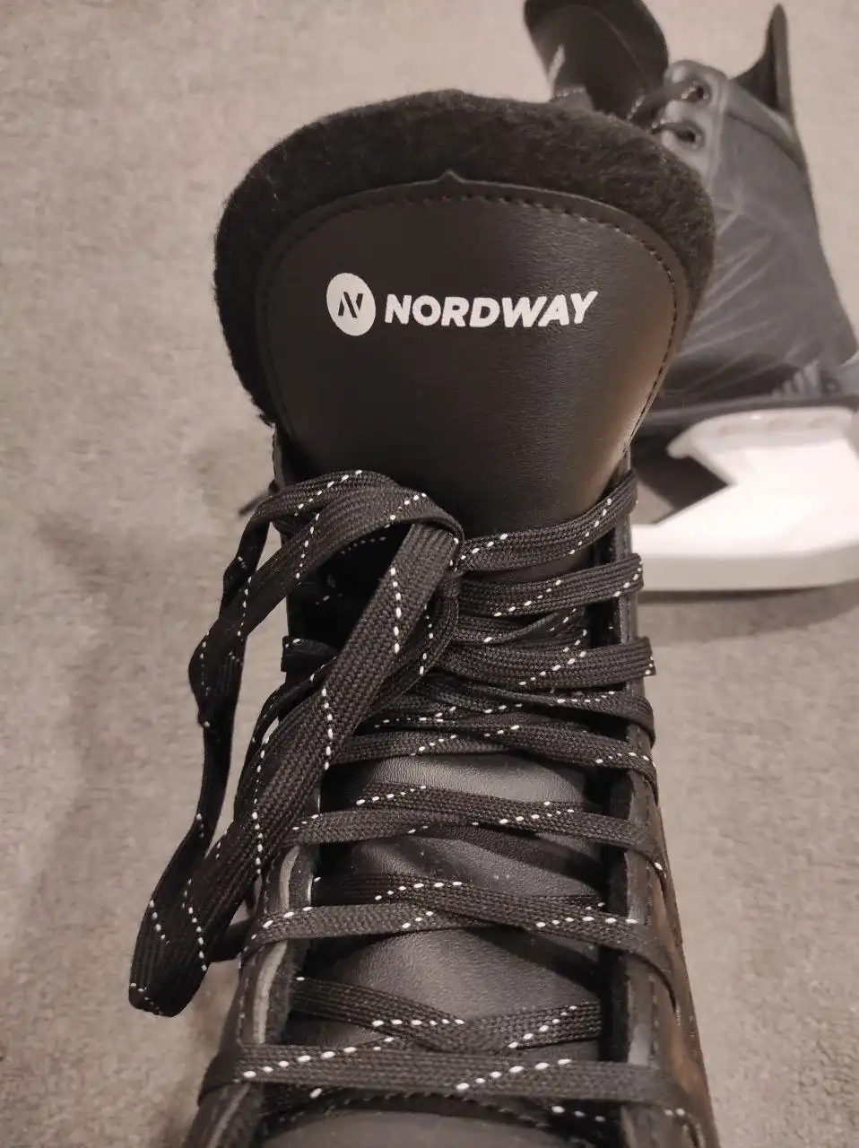 Коньки хоккейные размер 37 - Спортивный инвентарь (Хобби и отдых) в Химки