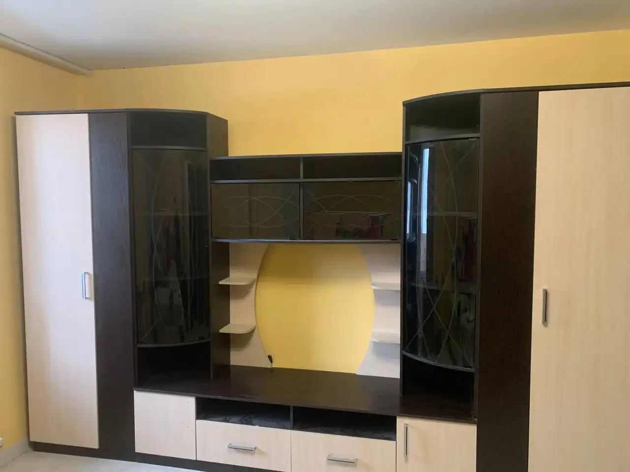 Шкаф-стенка в отличном состоянии - Мебель (Для дома и дачи) в Химки