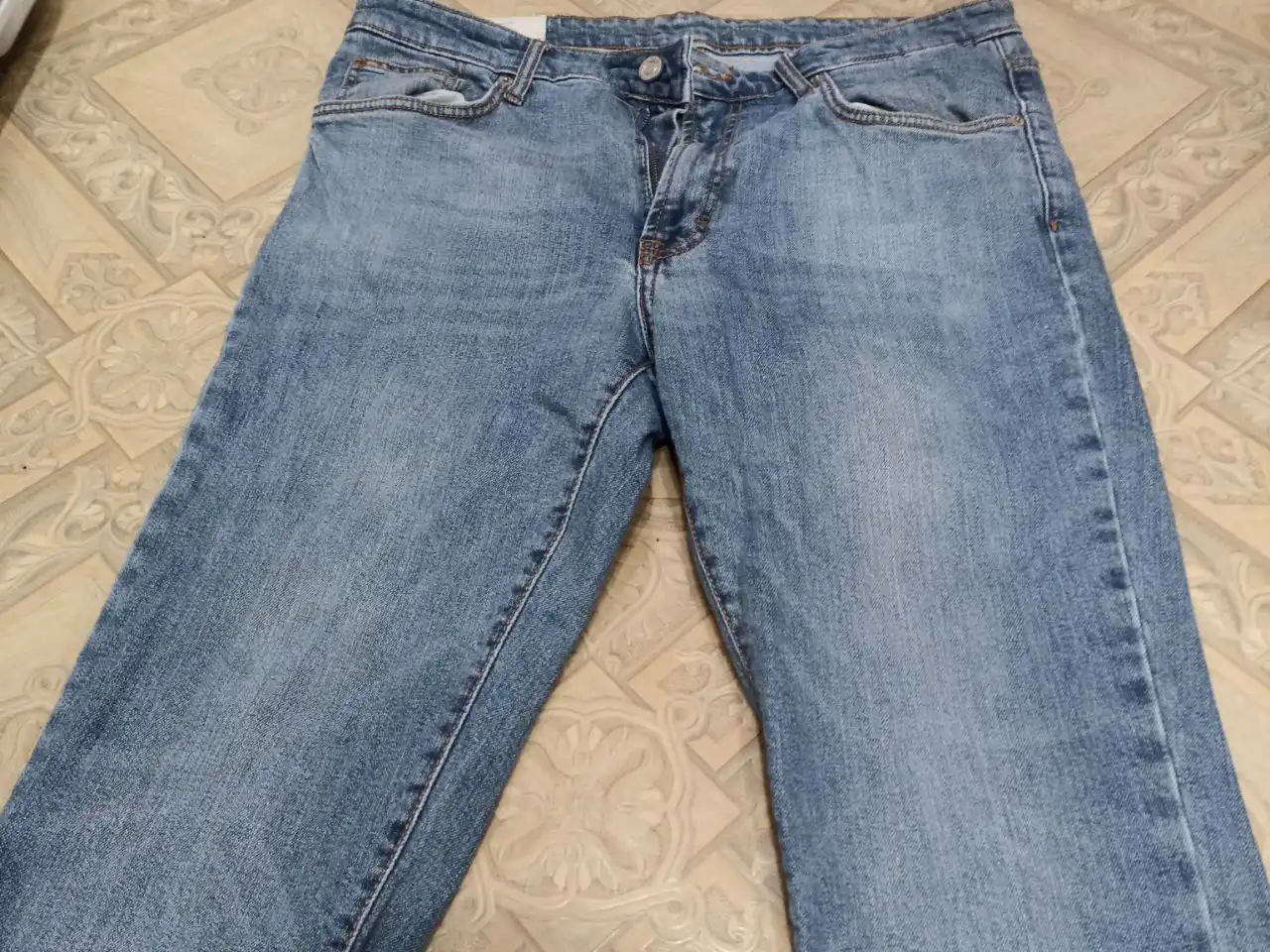 Джинсы, почти новые - Джинсы (Одежда) в Химки