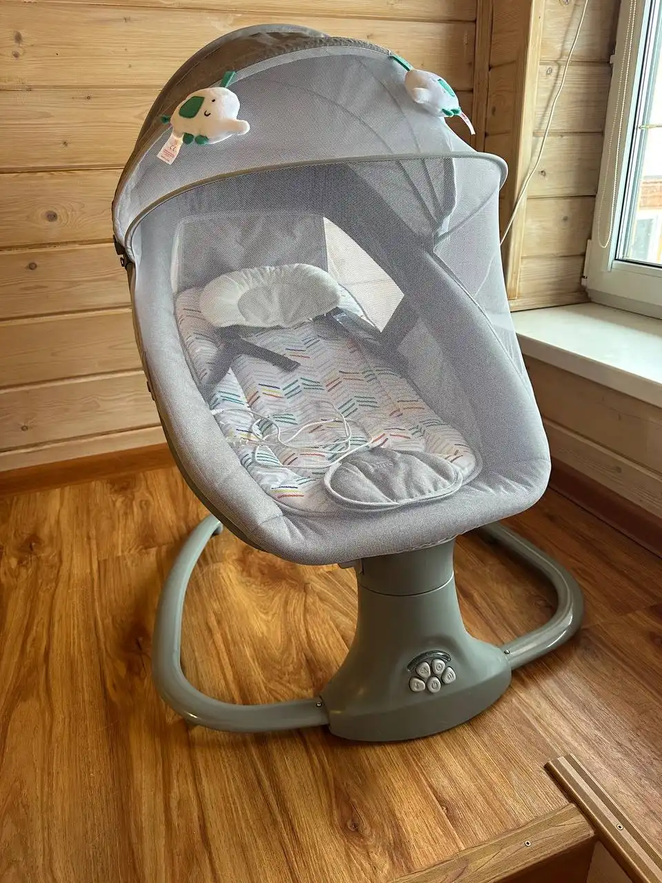 Электронное кресло-шезлонг для детей до 18 кг - Детская мебель (Товары для детей) в Химки