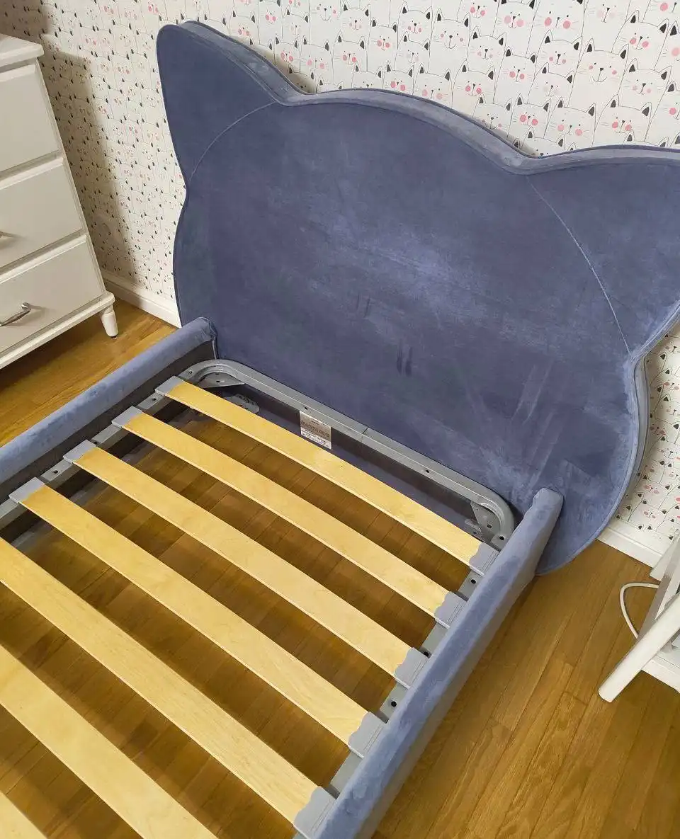 Продается детская кровать 90x200 см - Детская мебель (Товары для детей) в Химки