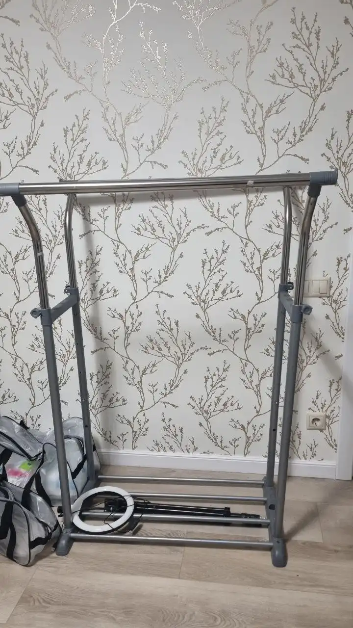 Вешалка напольная без колёсиков - Барахолка в Химки