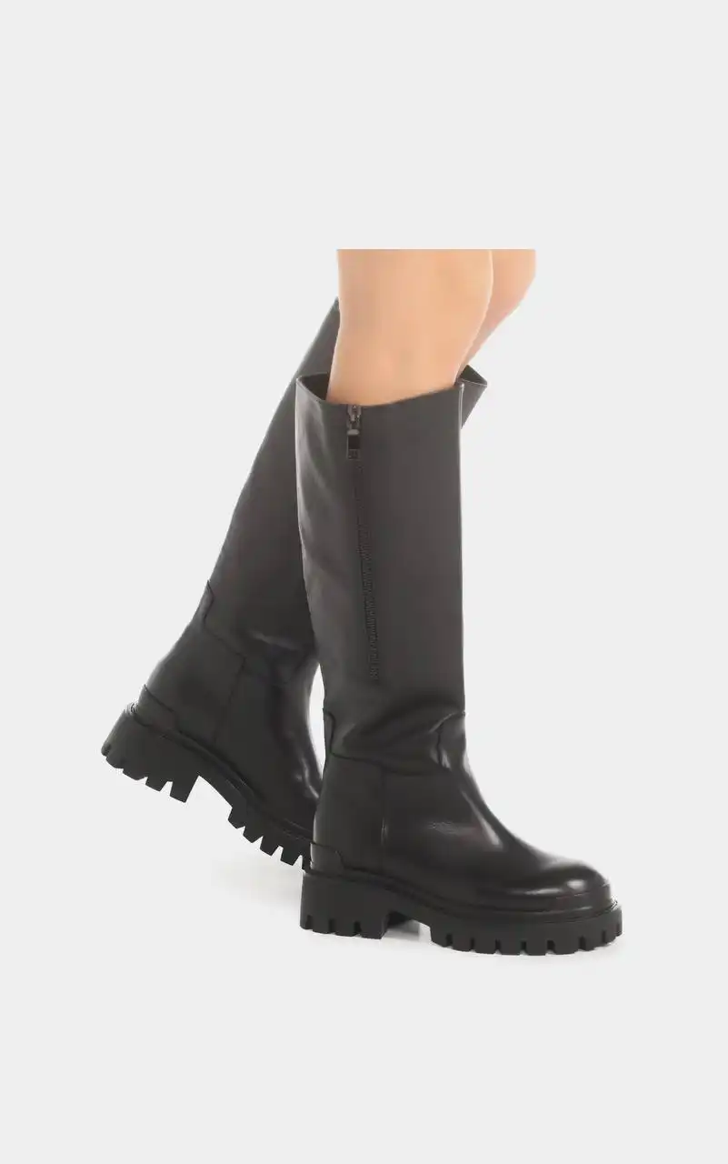 Зимние сапоги Tendance 39 размер новые - Обувь (Одежда) в Химки