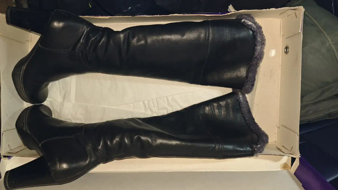 Женские сапоги 39 размера - Обувь (Одежда) в Химки