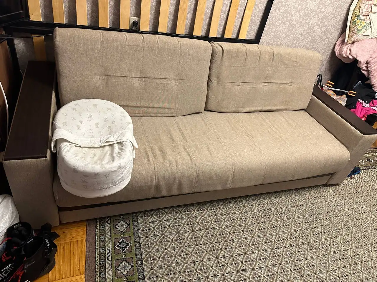 Диван бесплатно в Химках - Мебель (Барахолка) в Химки