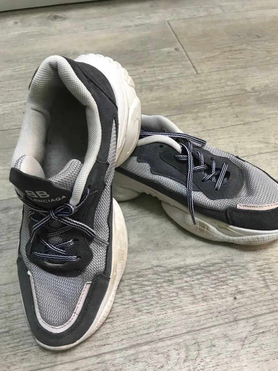 Отдам обувь 38 размера за фрукты - Обувь (Одежда) в Химки