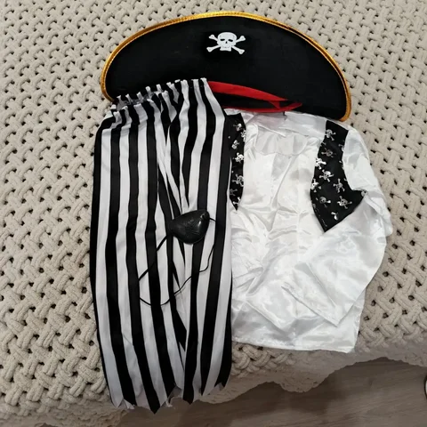 Костюм пирата 122 размер - Одежда в Владивосток