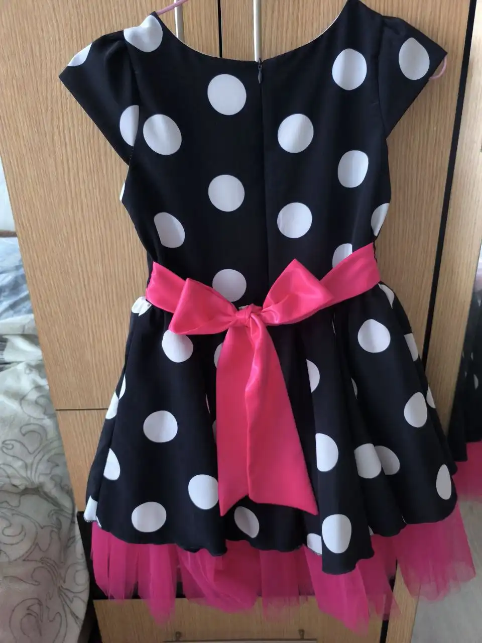 Продам платье размер 122-128