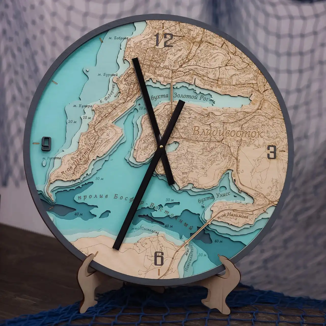 Двухслойные и многослойные часы с гравировкой