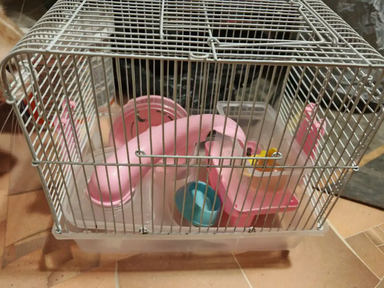 Клетка для мелких грызунов в отличном состоянии