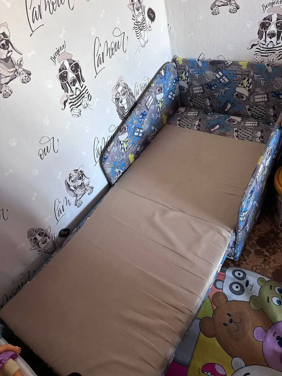Продам детскую кровать-тахту