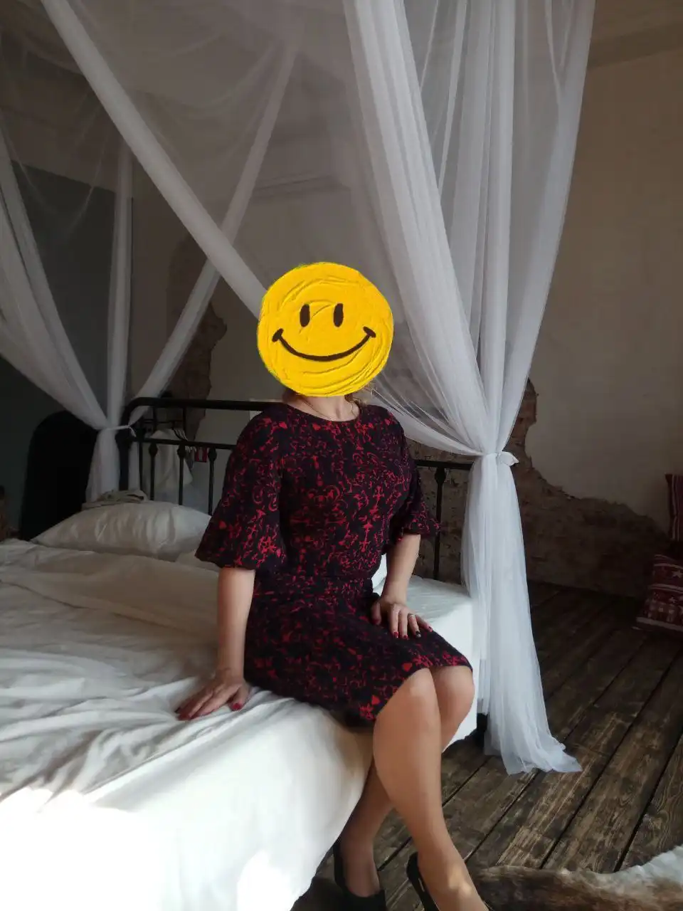 Продам платье б/у два раза