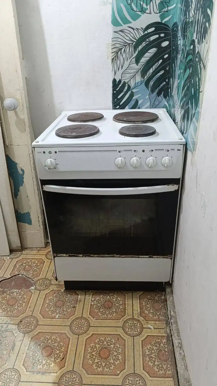 Печь рабочая и стол