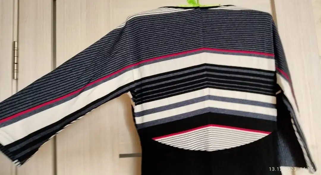 Платье V&V размер 42-44 темно-синего цвета