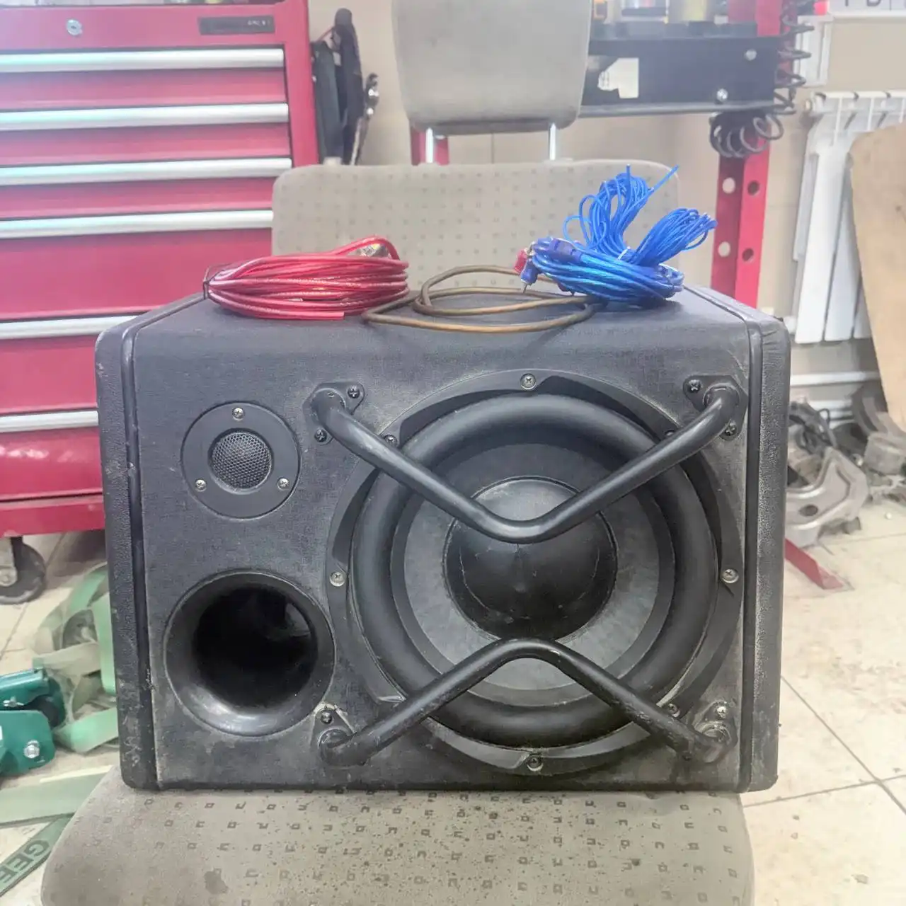 Продам саб с проводами 4к