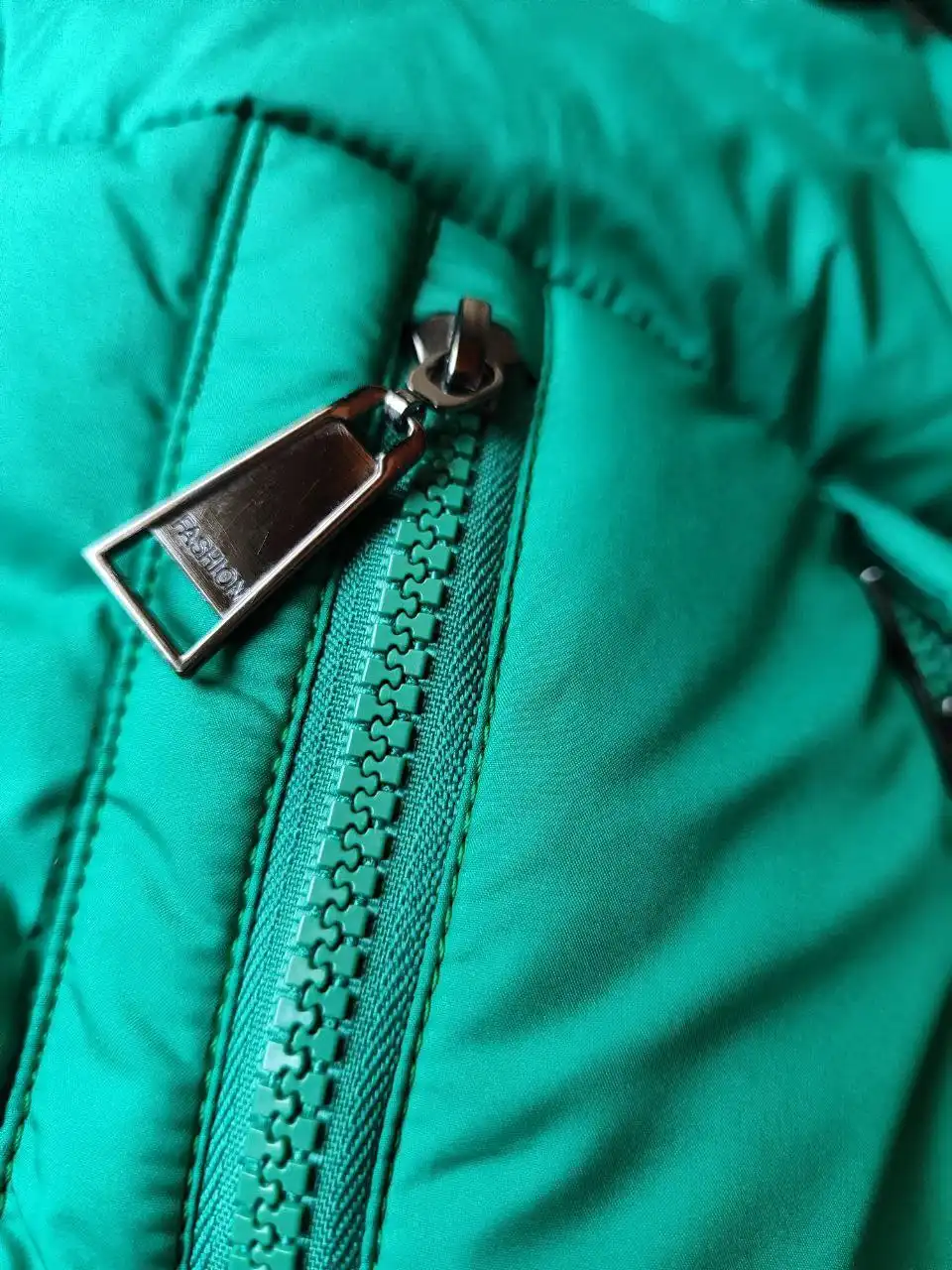 Продам пуховик, размер 56