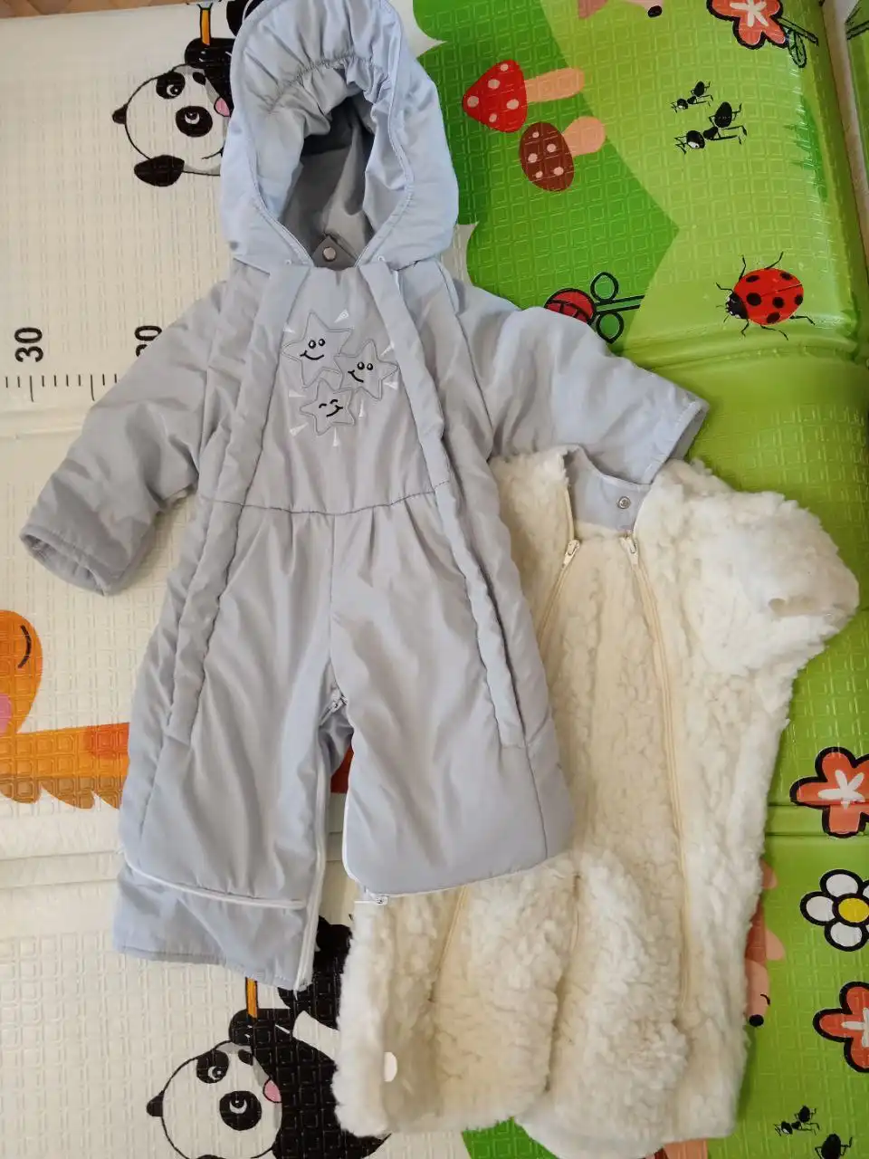 Продажа детских зимних комбинезонов
