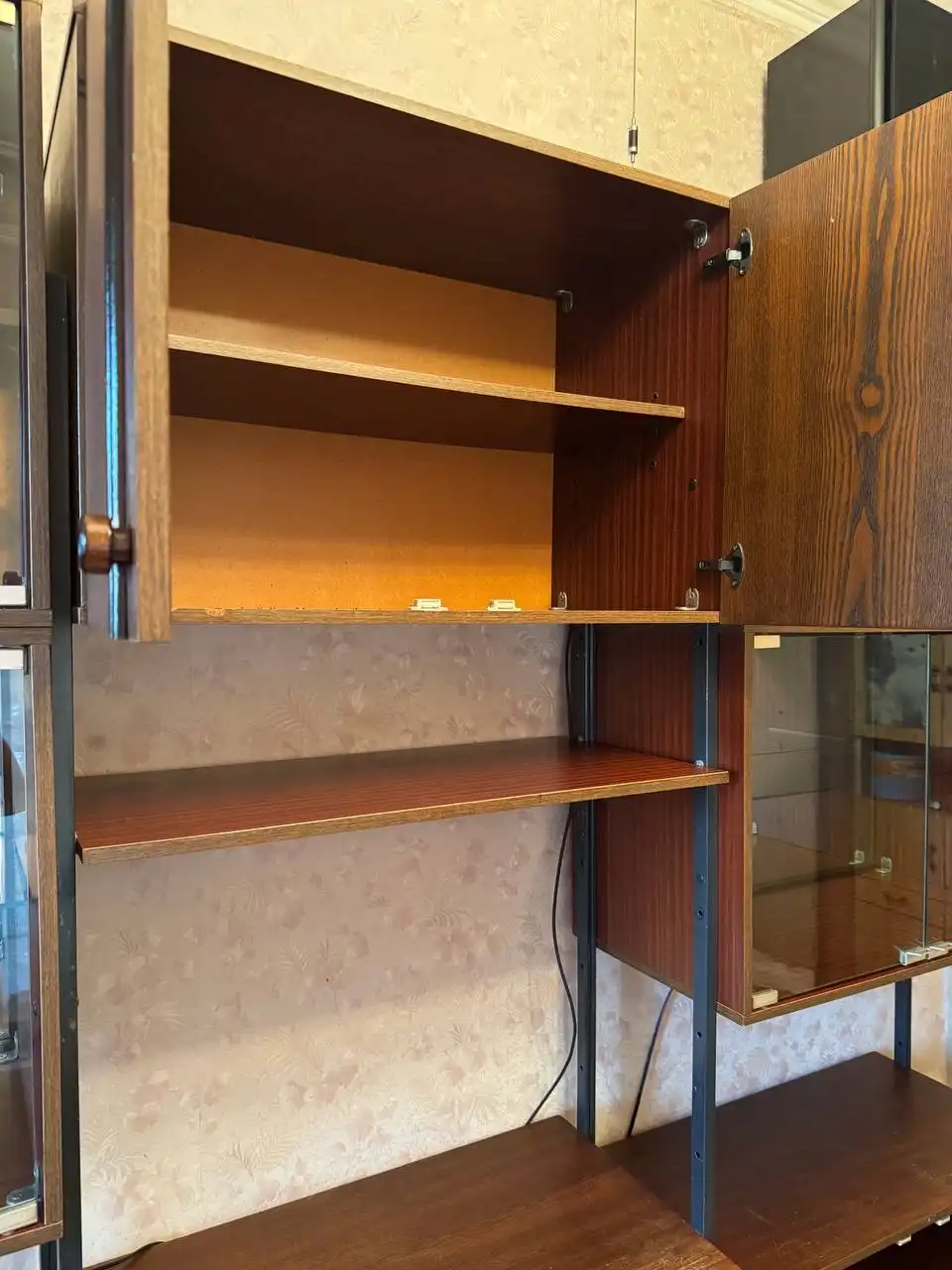 Продам стенку/стеллаж