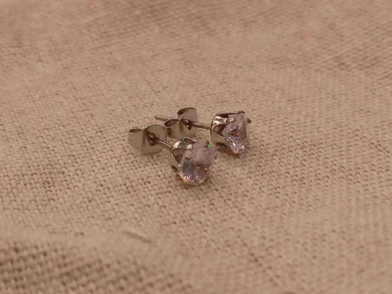 Серьги и пусеты из ювелирной стали