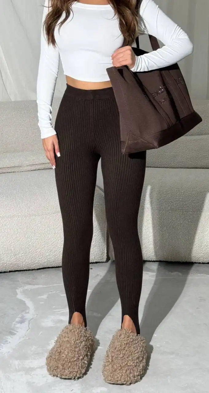 Продам новые лосины со штрипками