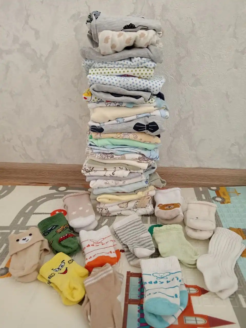 Продажа детской одежды и горки для купания - Одежда и аксессуары (Товары для детей) в Владивосток