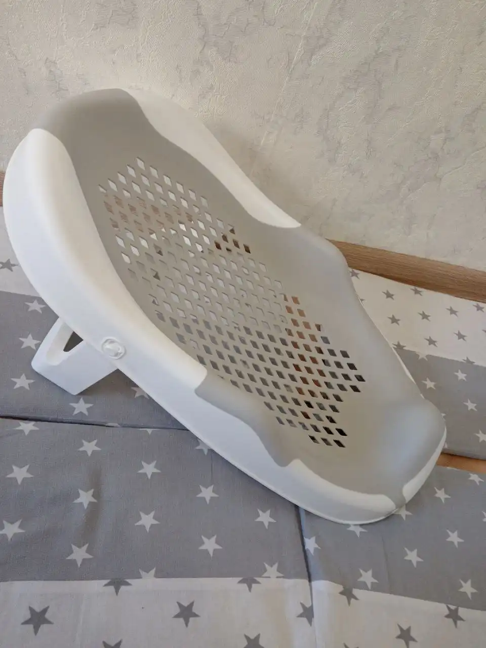 Продажа детской одежды и горки для купания - Одежда и аксессуары (Товары для детей) в Владивосток